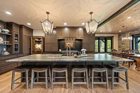 Kitchen - 205 Pinto Trl, Bigfork, MT 59911 photo 8 of 8