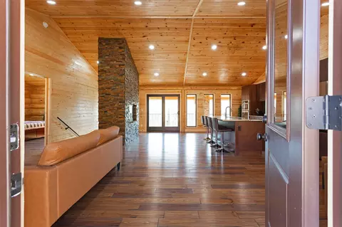 Entry Way - 5769 Serenity Ln, Conner, MT 59827 photo 2 of 3