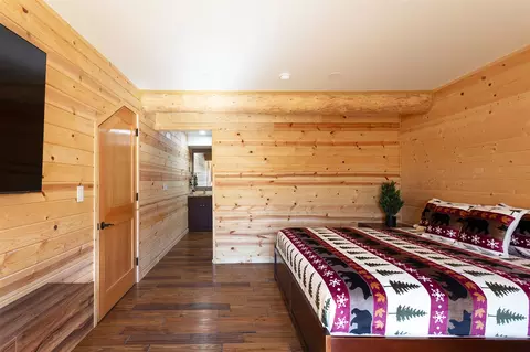 Bedroom - 5769 Serenity Ln, Conner, MT 59827 photo 4 of 5