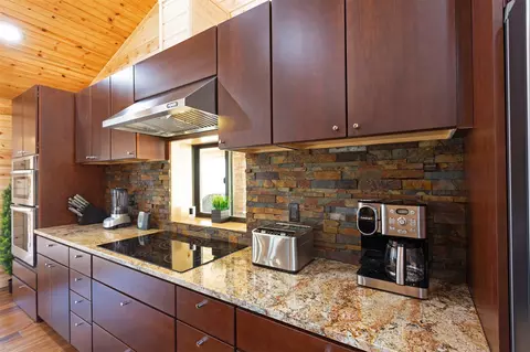 Kitchen - 5769 Serenity Ln, Conner, MT 59827 photo 5 of 9