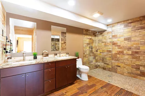 Bath - 5769 Serenity Ln, Conner, MT 59827 photo 7 of 7