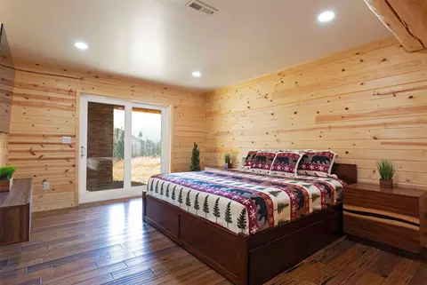 Bedroom - 5769 Serenity Ln, Conner, MT 59827 photo 3 of 5