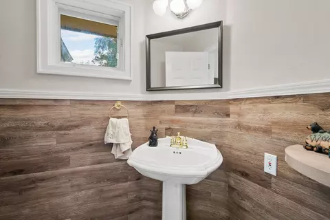 Bath - 257 Eagle Bend Dr, Bigfork, MT 59911 photo 1 of 4