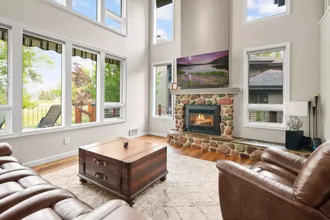 Living - 257 Eagle Bend Dr, Bigfork, MT 59911 photo 1 of 2