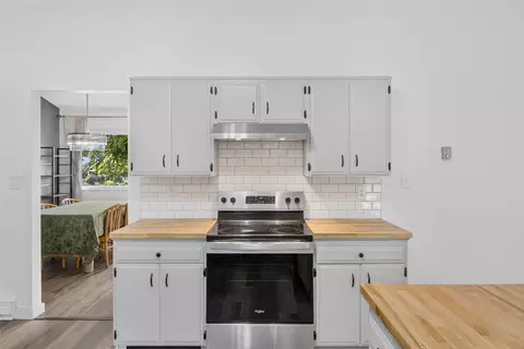 Kitchen - 911 Greers Ferry Rd, Libby, MT 59923 photo 5 of 5