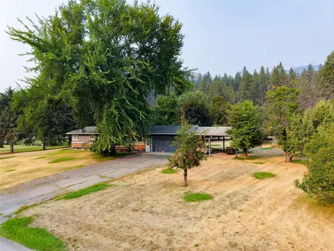 Exterior - 911 Greers Ferry Rd, Libby, MT 59923 photo 3 of 12