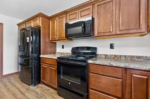Kitchen - 16 Loggers Ln, Cascade, MT 59421 photo 2 of 4