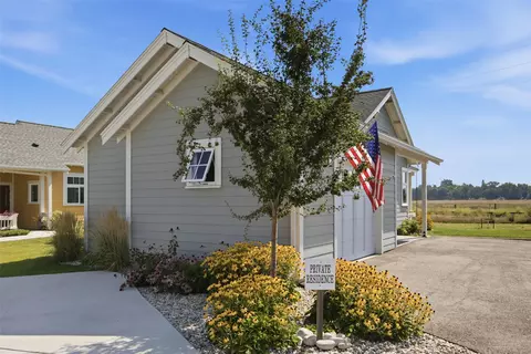 Exterior - 320 Mansion View Loop, Hamilton, MT 59840 photo 2 of 12