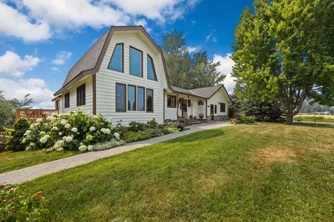 800 Steel Bridge Rd, Kalispell, MT 59901