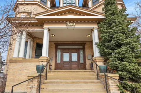 120 S 4th St W #4, Missoula, MT 59801