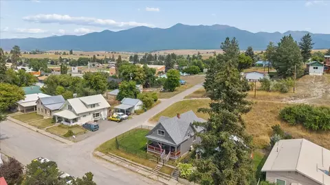 View/Area - 414 2nd Ave E, Eureka, MT 59917 photo 4 of 7