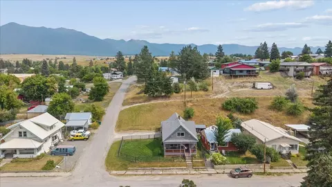 View/Area - 414 2nd Ave E, Eureka, MT 59917 photo 3 of 7
