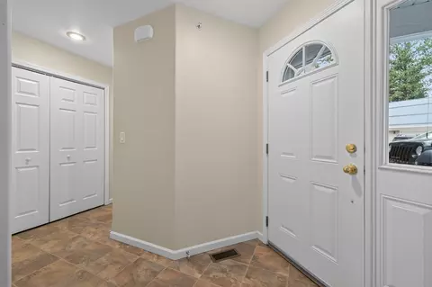 Entry Way - 36 Stoney Brook Dr, Clancy, MT 59634 photo 2 of 2