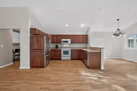 Kitchen - 36 Stoney Brook Dr, Clancy, MT 59634 photo 2 of 2