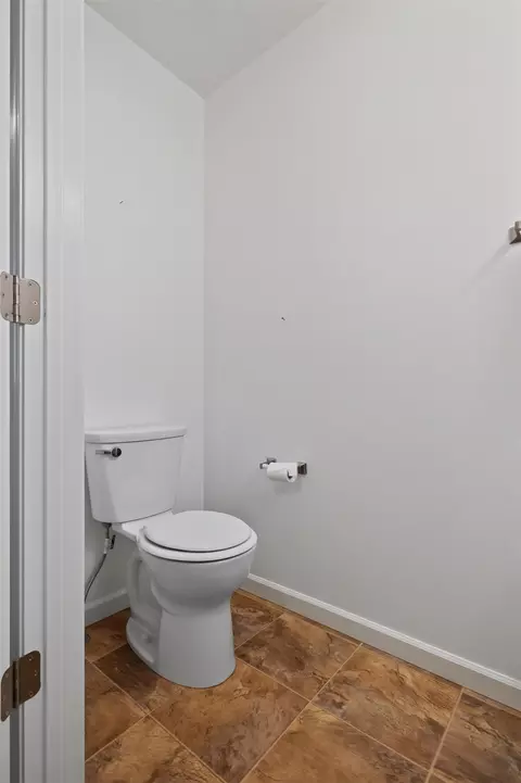 Bath - 36 Stoney Brook Dr, Clancy, MT 59634 photo 6 of 6