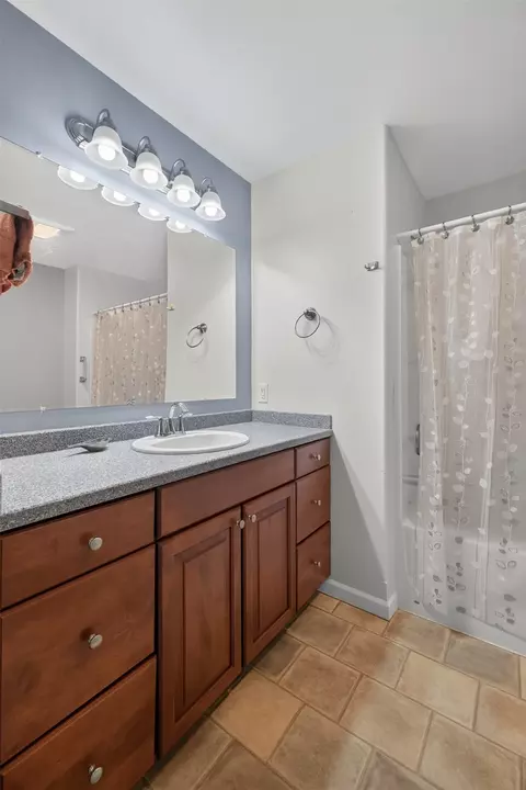 Bath - 36 Stoney Brook Dr, Clancy, MT 59634 photo 4 of 6