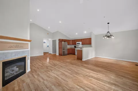 Living - 36 Stoney Brook Dr, Clancy, MT 59634 photo 6 of 8