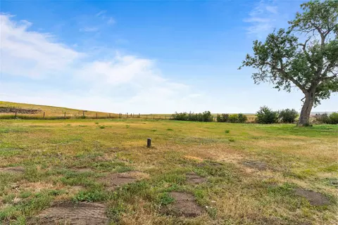 Exterior - 353 Klock Rd, Cascade, MT 59421 photo 5 of 8