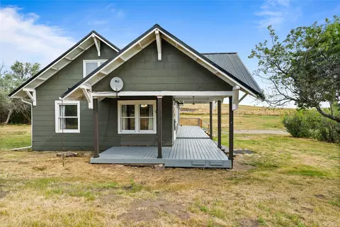 Exterior - 353 Klock Rd, Cascade, MT 59421 photo 4 of 8
