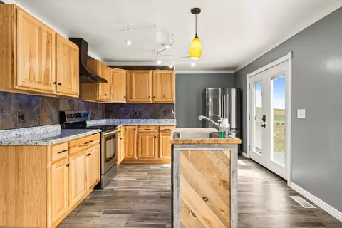 Kitchen - 353 Klock Rd, Cascade, MT 59421 photo 1 of 5
