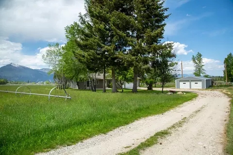 Exterior - 904 S Shoshone Loop, Hamilton, MT 59840 photo 8 of 14