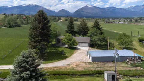 Exterior - 904 S Shoshone Loop, Hamilton, MT 59840 photo 2 of 14