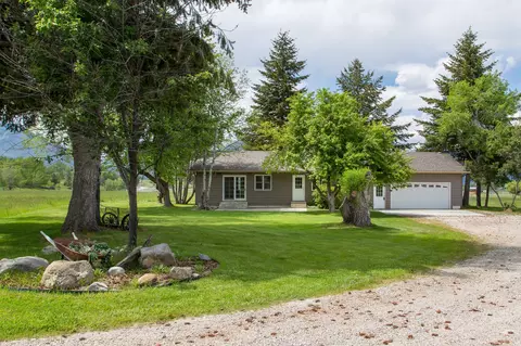 Exterior - 904 S Shoshone Loop, Hamilton, MT 59840 photo 6 of 14