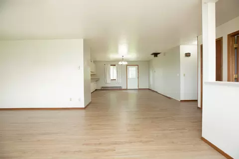 Living - 904 S Shoshone Loop, Hamilton, MT 59840 photo 6 of 16