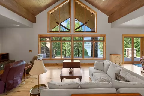 Living - 20 Bitterroot Cove Ct, Marion, MT 59925 photo 4 of 7