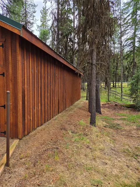 1256 Bitterroot Ln, Marion, MT 59925 photo 11