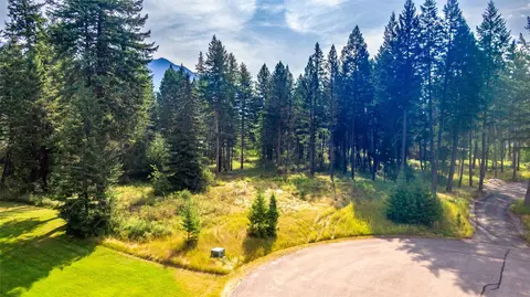 25 Ridgeway Ct, Columbia Falls, MT 59912