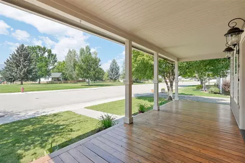 Exterior - 121 Silverberry St, Hamilton, MT 59840 photo 4 of 12