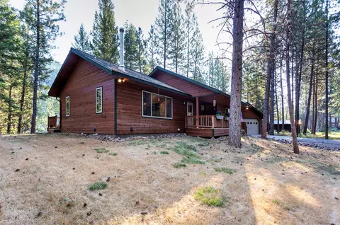 Exterior - 105 River Ridge Ln E, Superior, MT 59872 photo 1 of 10