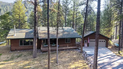 Exterior - 105 River Ridge Ln E, Superior, MT 59872 photo 8 of 10