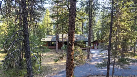 Exterior - 105 River Ridge Ln E, Superior, MT 59872 photo 7 of 10