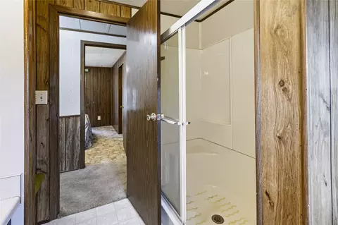 Bath - 504 N Adams St, Boulder, MT 59632 photo 3 of 4