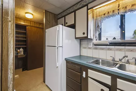 Kitchen - 504 N Adams St, Boulder, MT 59632 photo 3 of 4