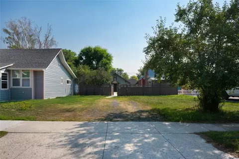 Exterior - 205 S Cedar St, Townsend, MT 59644 photo 6 of 8