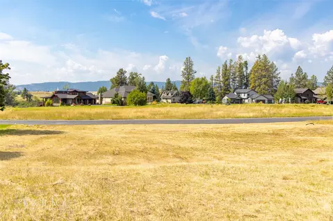 Exterior - 303 Fox Hollow Rd, Kalispell, MT 59901 photo 2 of 5