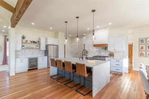 Kitchen - 8 Towering Pine Ct, Kalispell, MT 59901 photo 3 of 13