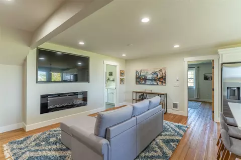 Living - 8 Towering Pine Ct, Kalispell, MT 59901 photo 5 of 6