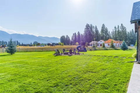 Exterior - 8 Towering Pine Ct, Kalispell, MT 59901 photo 16 of 20
