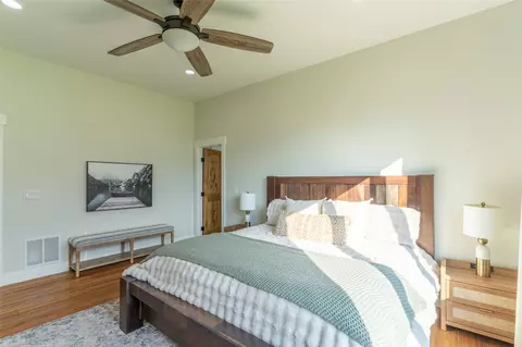 Bedroom - 8 Towering Pine Ct, Kalispell, MT 59901 photo 3 of 8