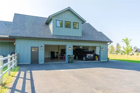 Exterior - 8 Towering Pine Ct, Kalispell, MT 59901 photo 7 of 20