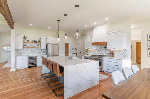 Kitchen - 8 Towering Pine Ct, Kalispell, MT 59901 photo 9 of 13