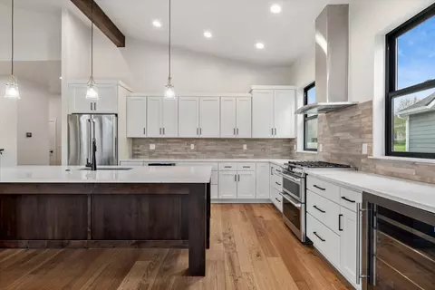 Kitchen - 116 Golden Bear Dr, Bigfork, MT 59911 photo 5 of 5