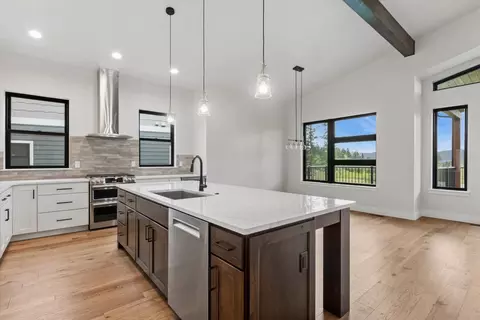 Kitchen - 116 Golden Bear Dr, Bigfork, MT 59911 photo 1 of 5