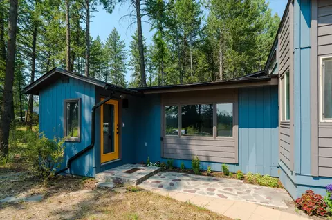 185 Elk Park Rd, Columbia Falls, MT 59912