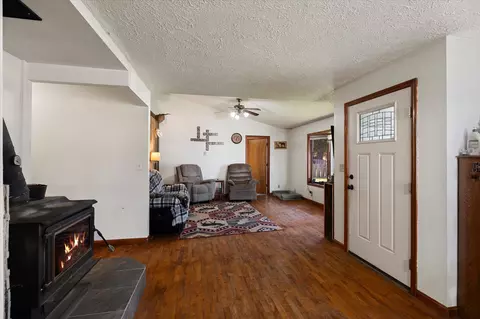 Entry Way - 231 Glendora Ave, Libby, MT 59923 photo 1 of 2