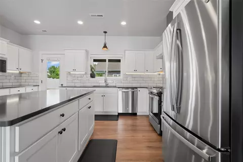 Kitchen - 156 Ali Loop, Kalispell, MT 59901 photo 2 of 2